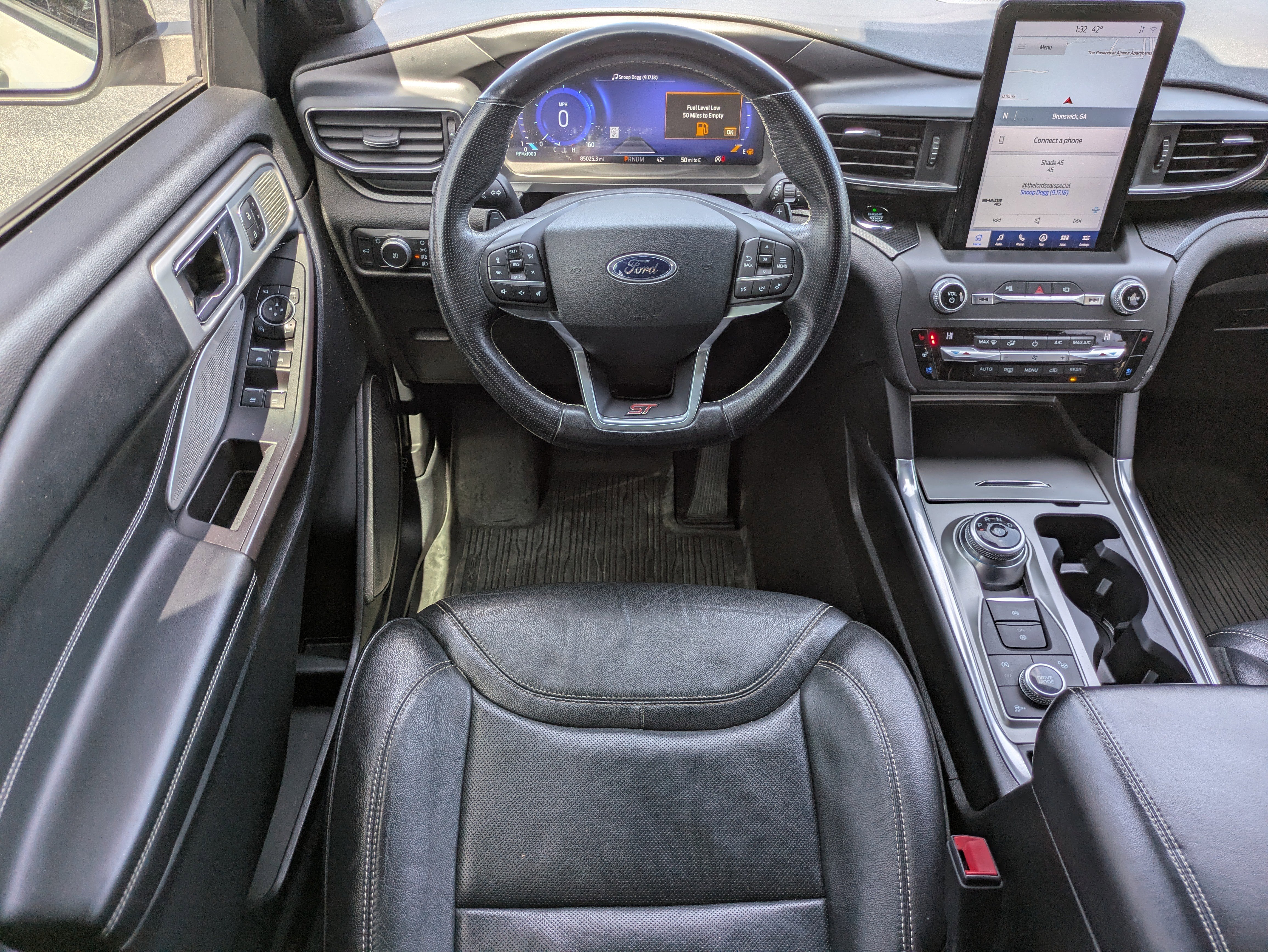 Used 2020 Ford Explorer ST w/ ST High-Performance Pack image 4