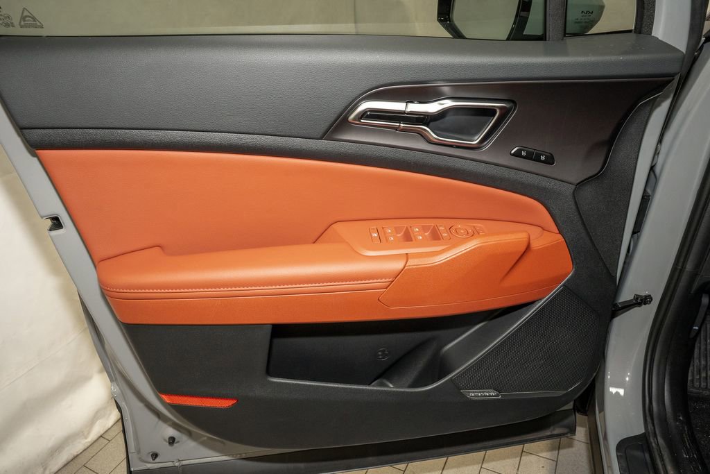 New 2026 Kia Sportage SX FWD image 13