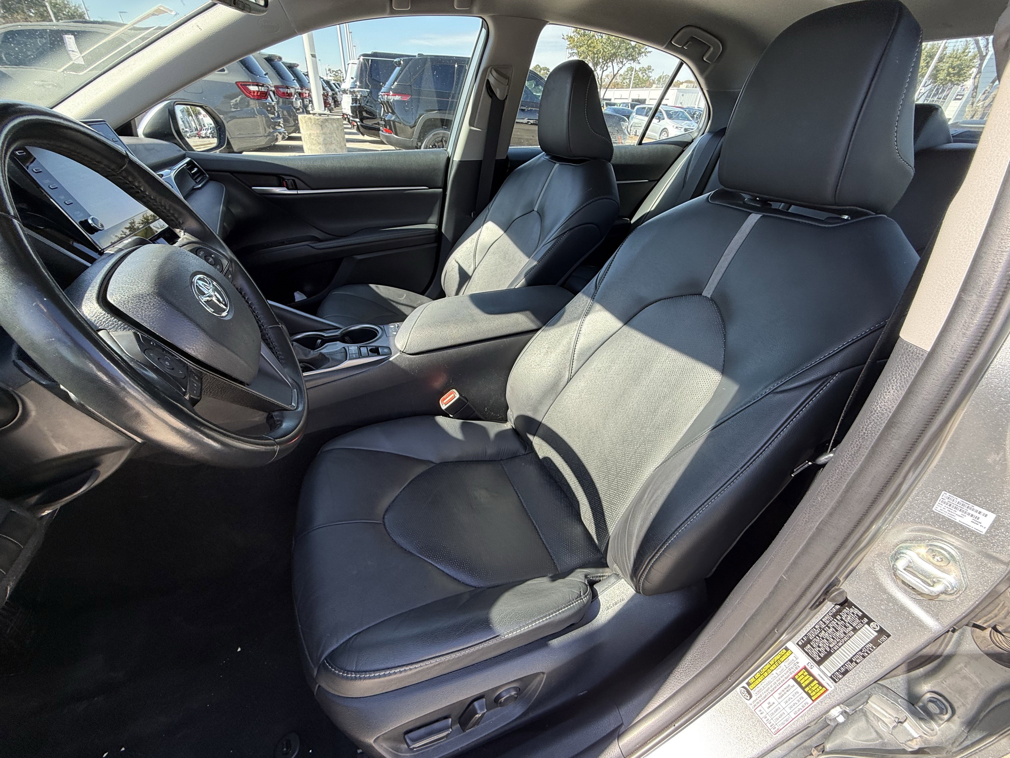 Used 2023 Toyota Camry XSE image 28