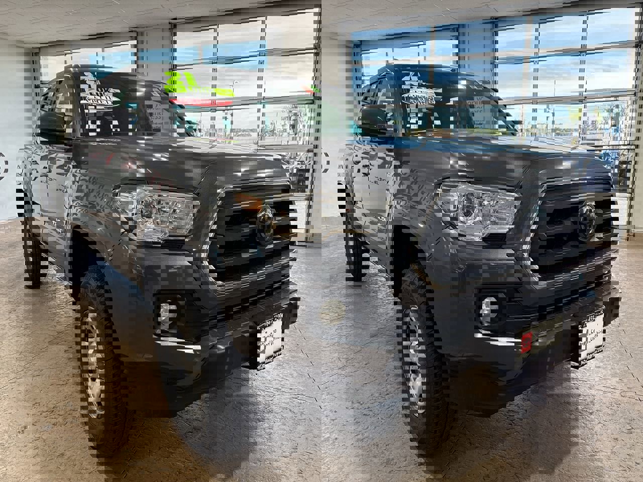 Certified 2021 Toyota Tacoma SR5 image 4