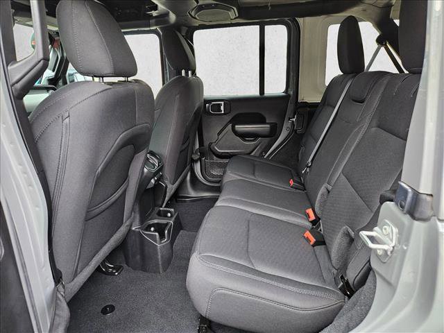 Used 2022 Jeep Wrangler Unlimited Sport AWD/4WD image 15