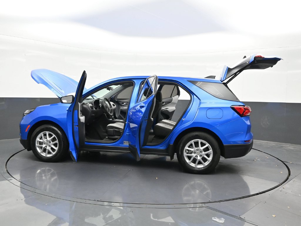 Used 2024 Chevrolet Equinox LS FWD image 35
