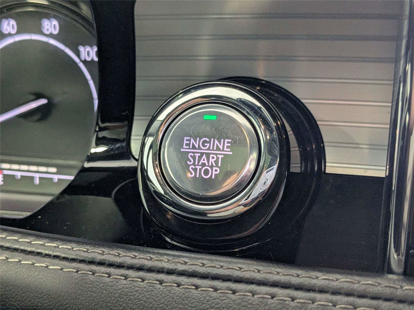 Used 2020 Lincoln Corsair FWD w/ Premium Package image 28
