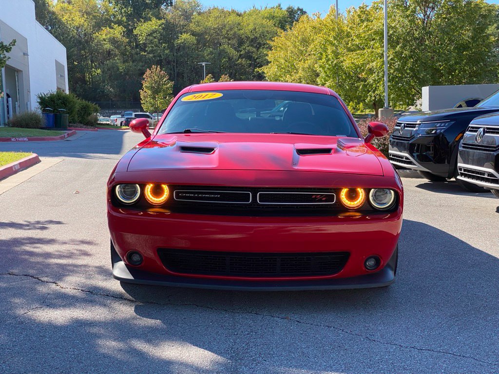 Used 2017 Dodge Challenger R/T Scat Pack w/ Leather Interior Group RWD image 2
