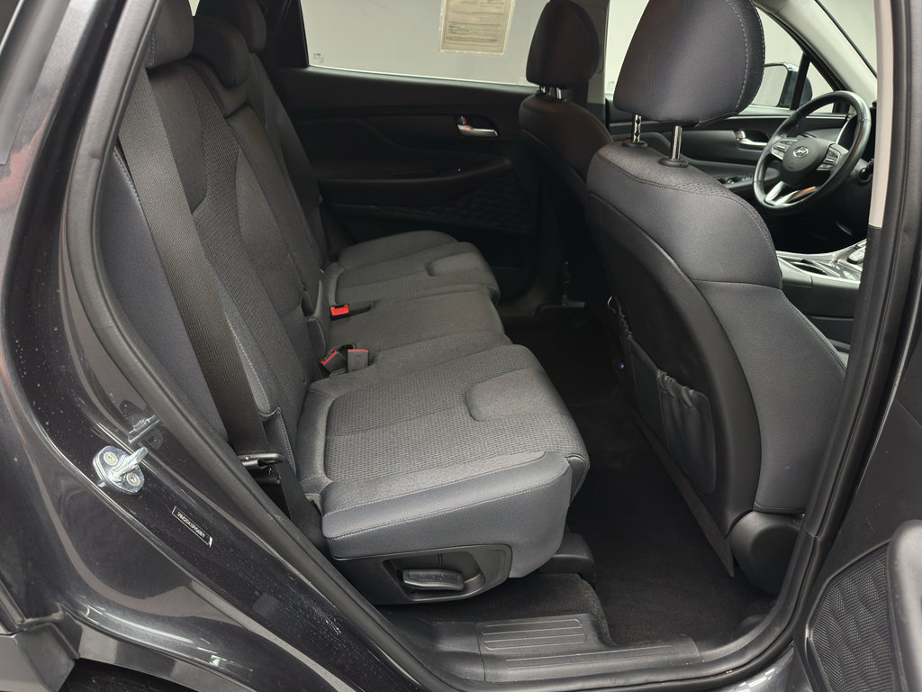 Used 2023 Hyundai Santa Fe SEL AWD/4WD image 16