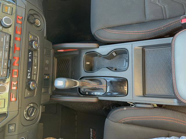 Used 2025 Nissan Frontier PRO-4X AWD/4WD image 13