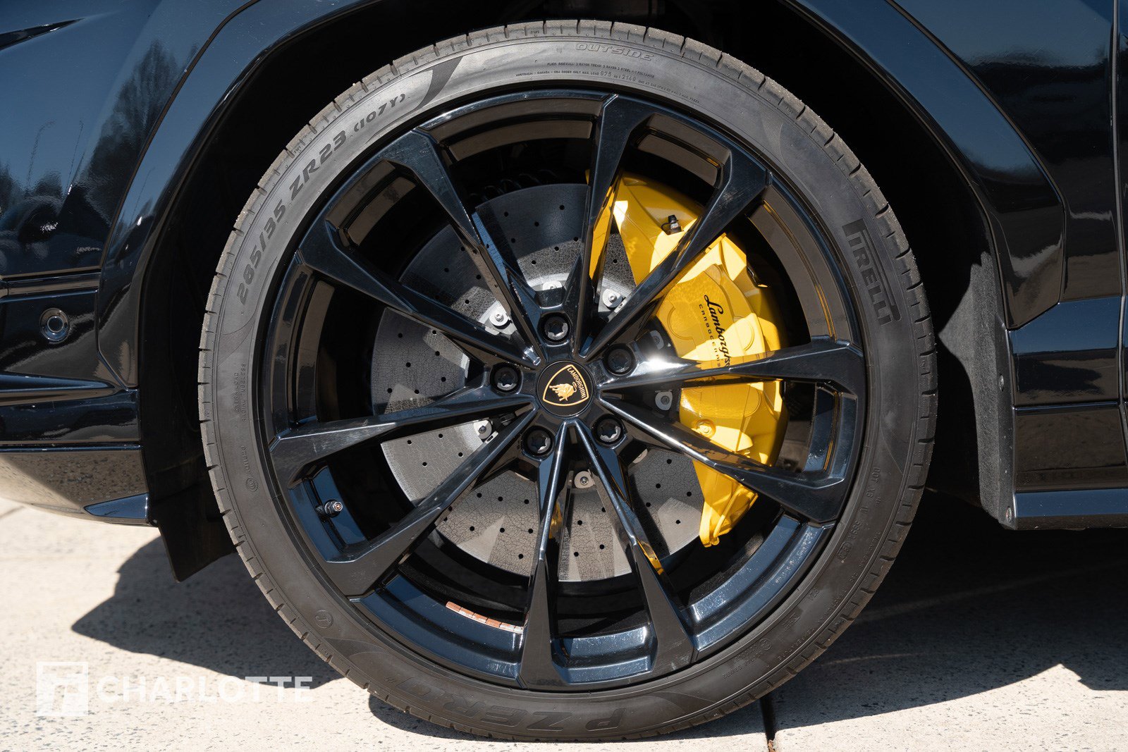 Used 2024 Lamborghini Urus S image 12