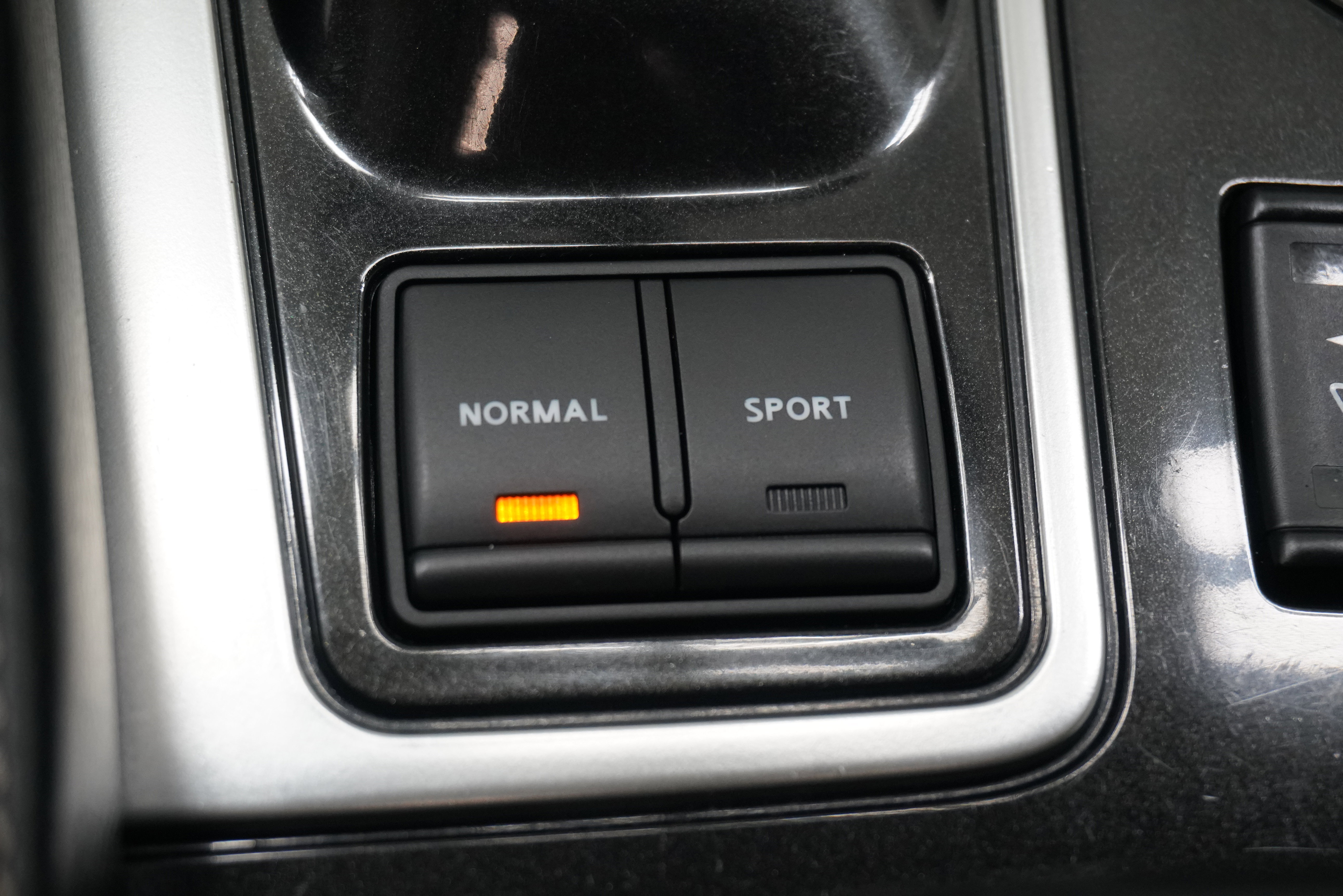 Used 2017 Nissan Maxima 3.5 SV image 18