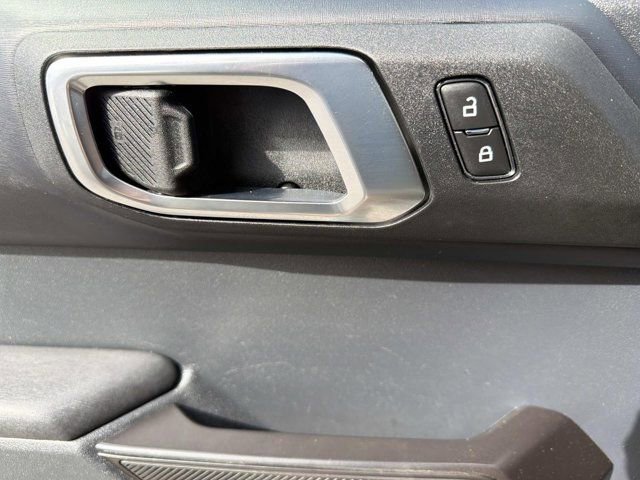 Used 2025 Ford Bronco Badlands w/ Sasquatch Package image 8