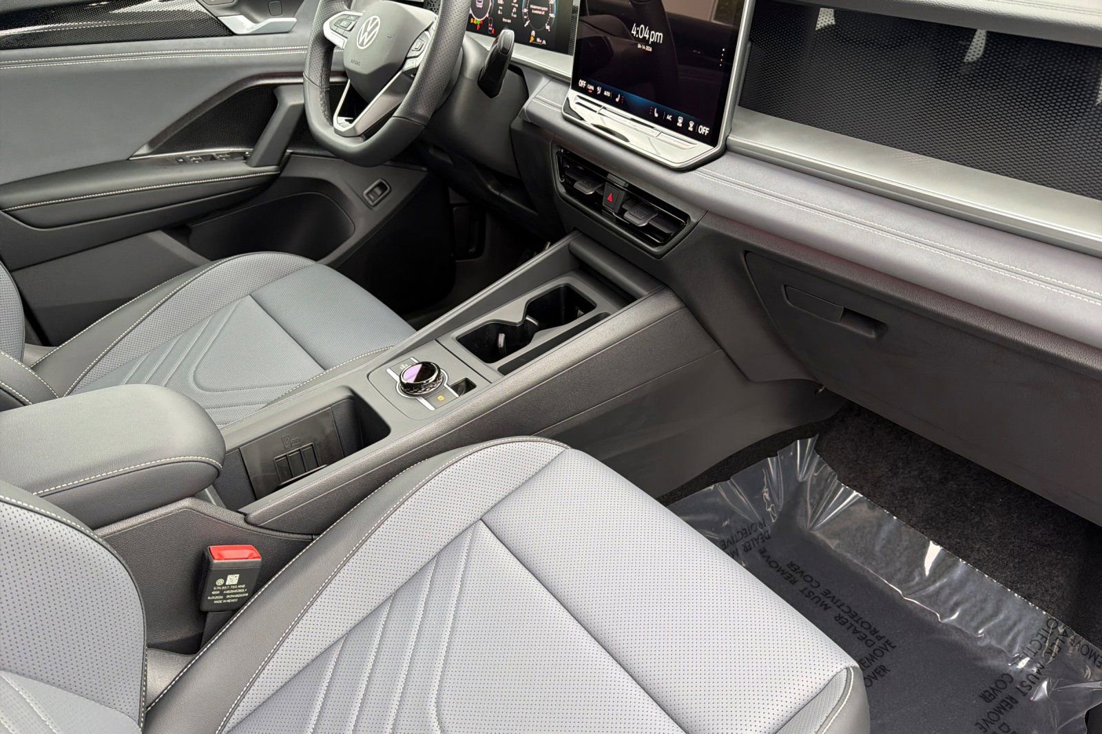 New 2026 Volkswagen Tiguan SE R-Line AWD/4WD image 15