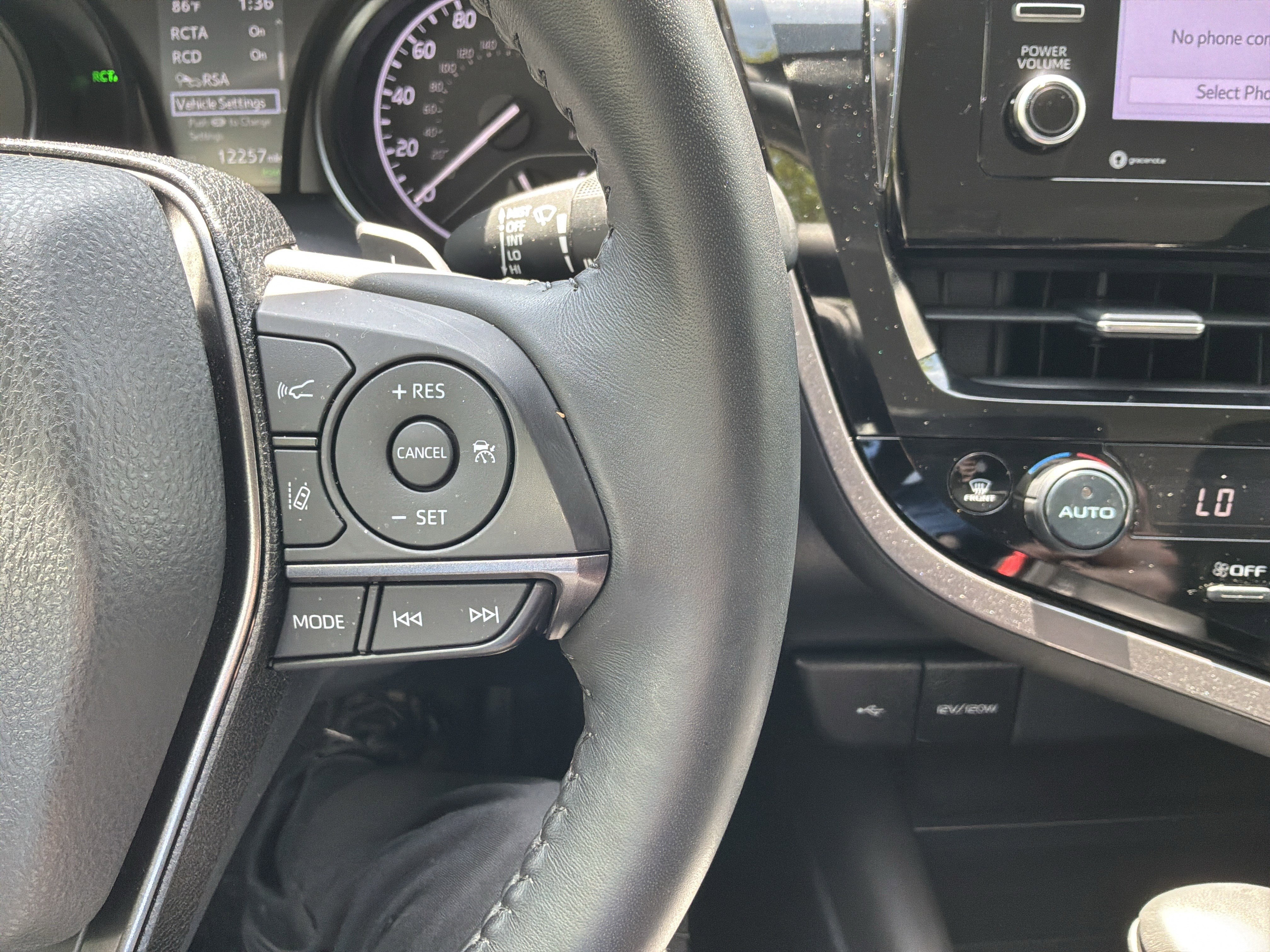 Used 2023 Toyota Camry SE w/ Convenience Package image 20