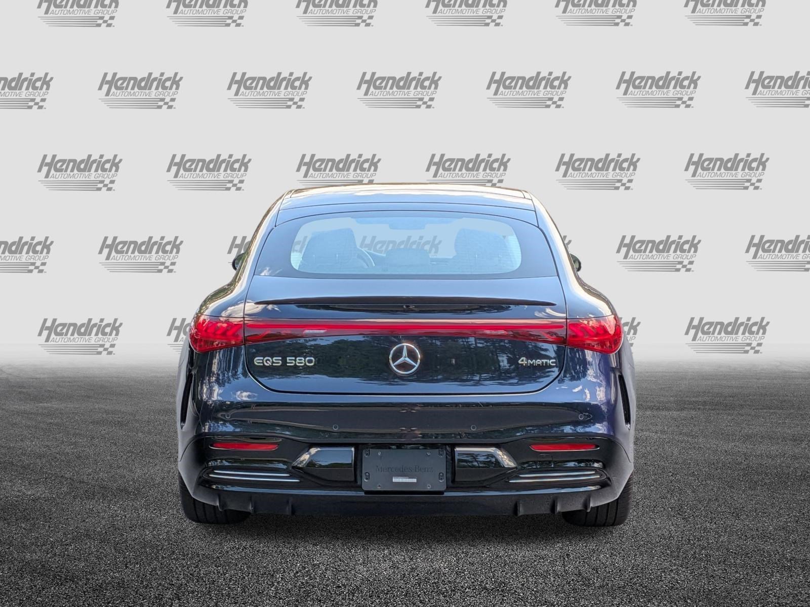 Used 2022 Mercedes-Benz EQS 580 4MATIC Sedan image 9