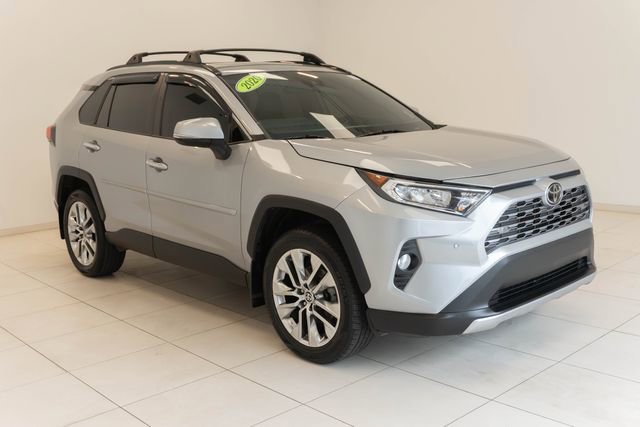 Used 2020 Toyota RAV4 Limited w/ All Weather Liner Package AWD/4WD image 8