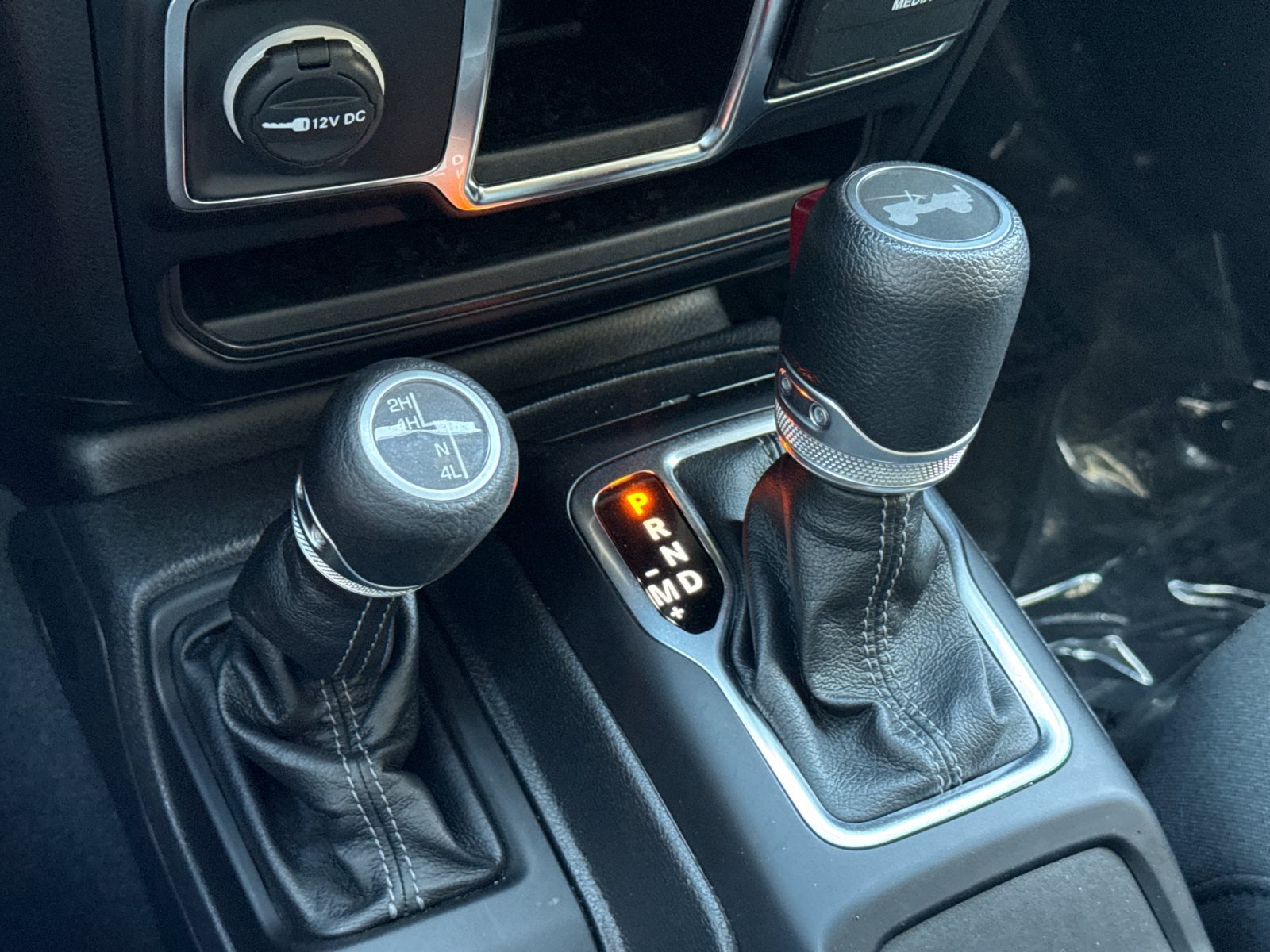 Used 2024 Jeep Wrangler Unlimited Sport AWD/4WD image 24