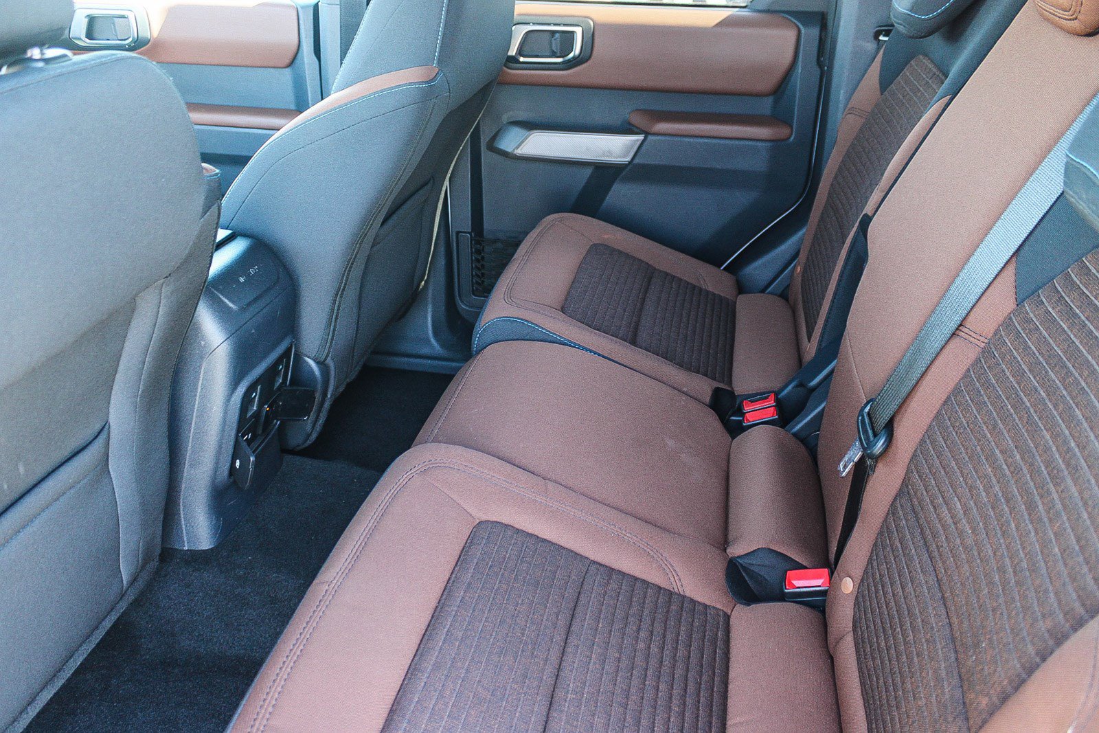 Used 2022 Ford Bronco Outer Banks w/ Sasquatch Package image 19