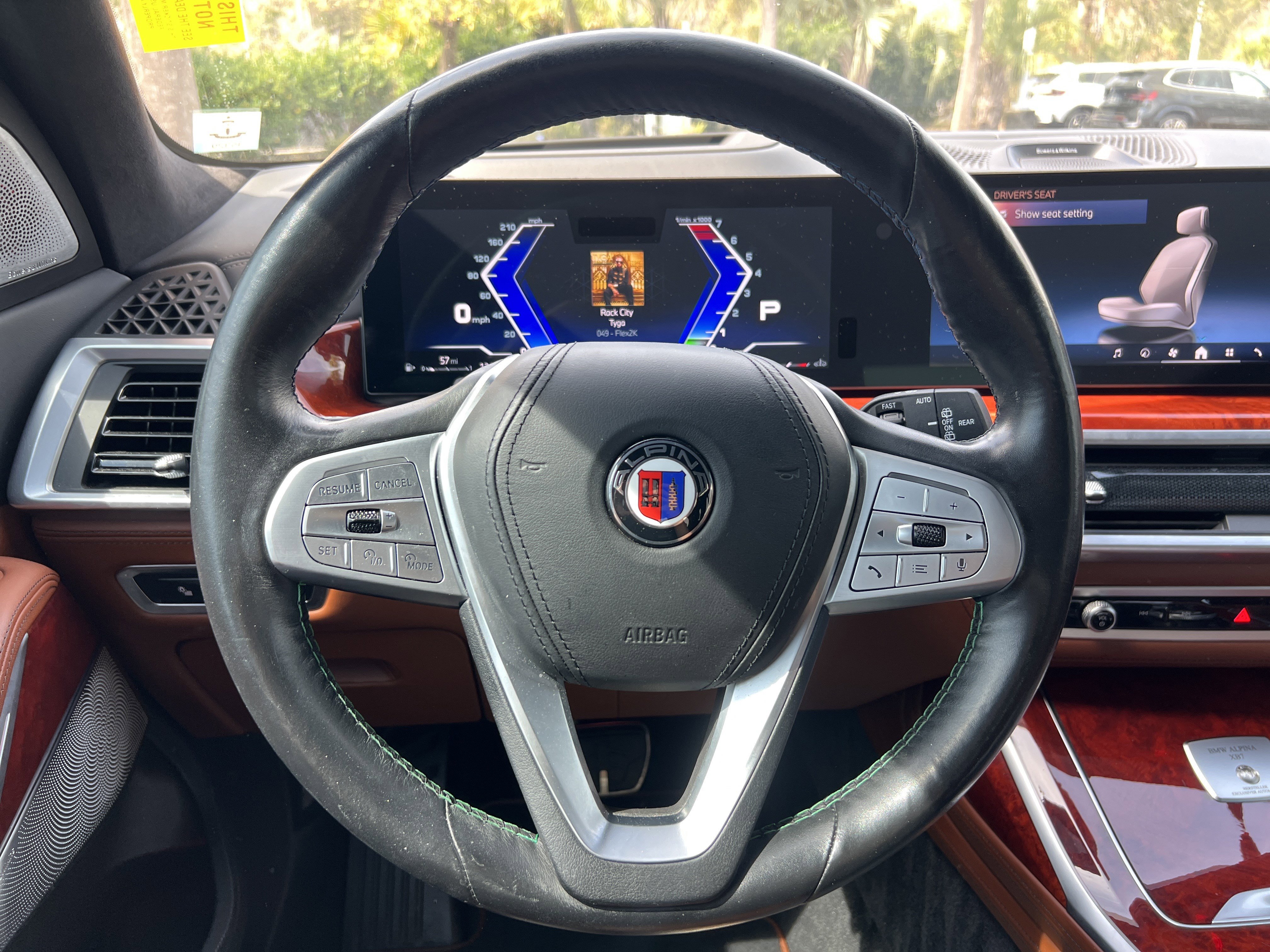 Used 2024 BMW ALPINA XB7 image 19