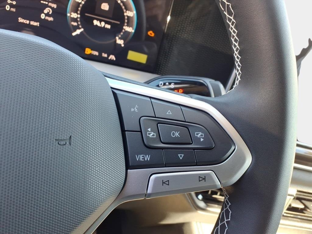 New 2026 Volkswagen Tiguan SE image 19