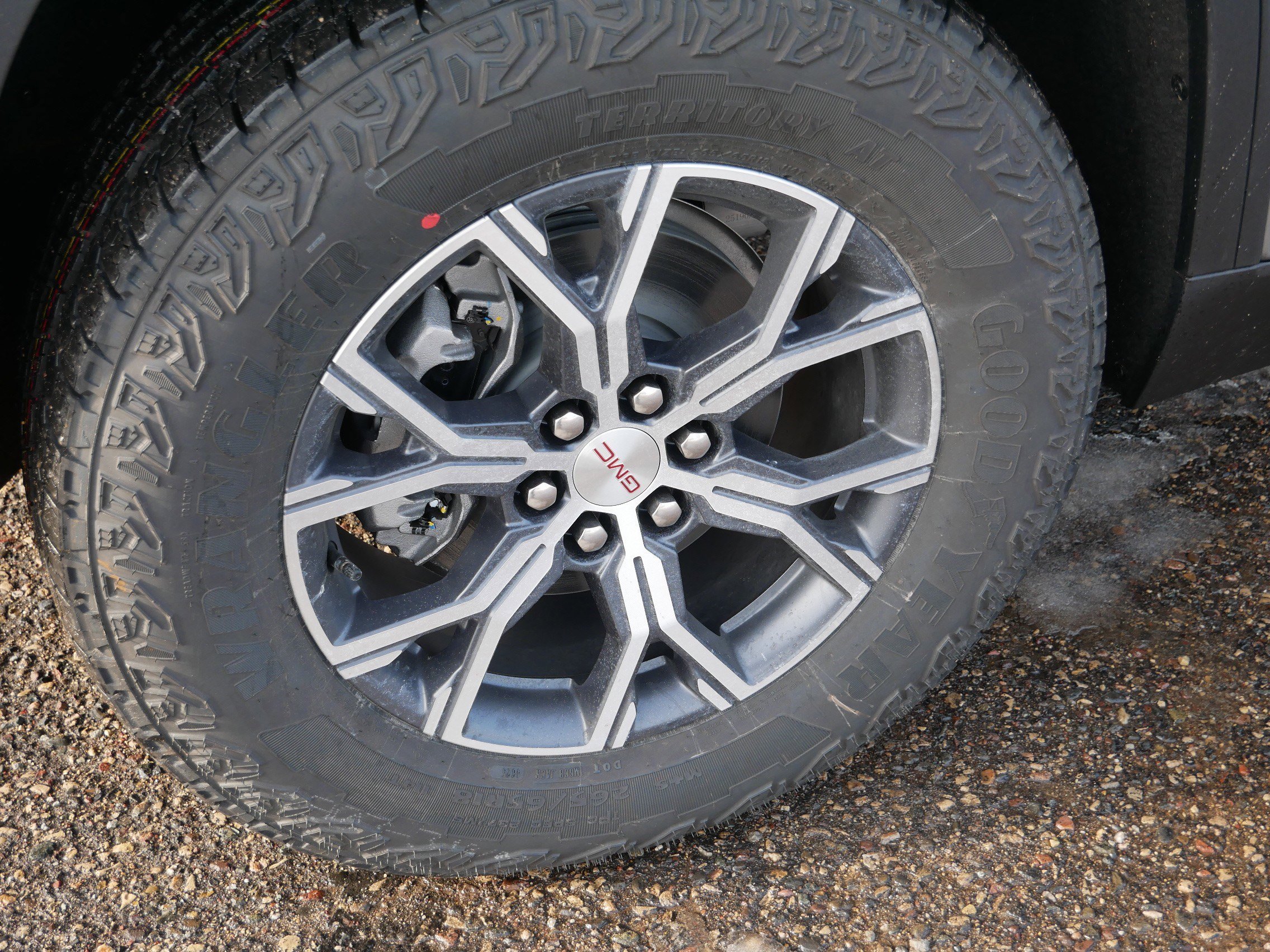 New 2026 GMC Acadia AT4 w/ Luxury Package image 9