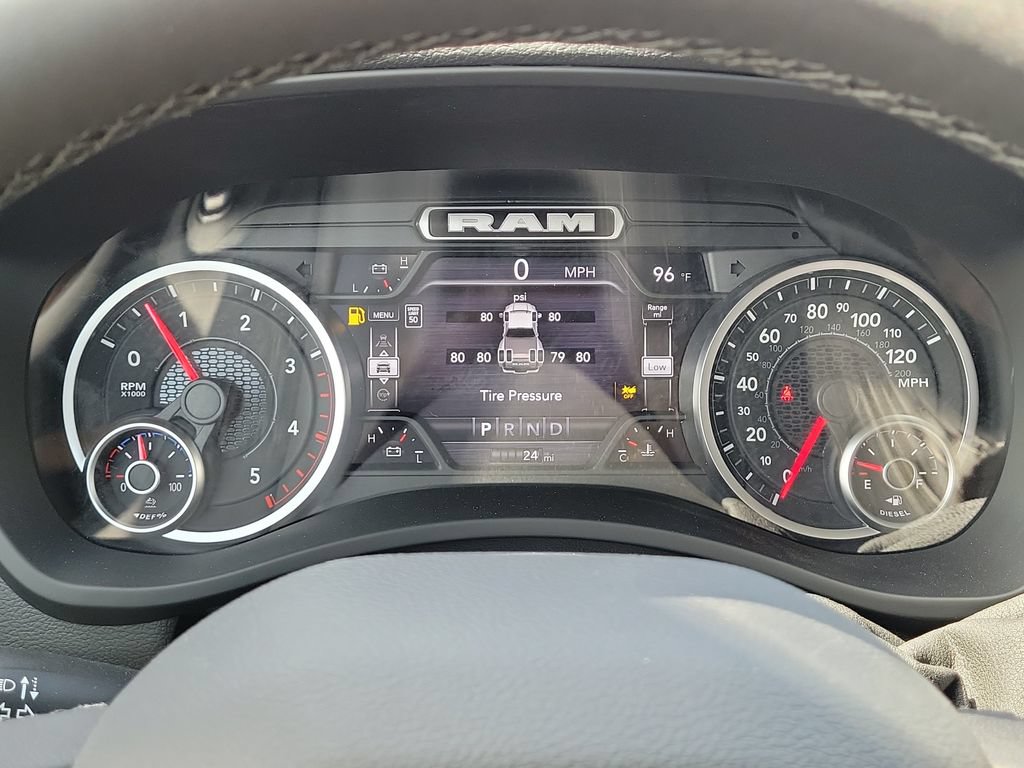 New 2026 RAM 3500 Big Horn AWD/4WD image 17