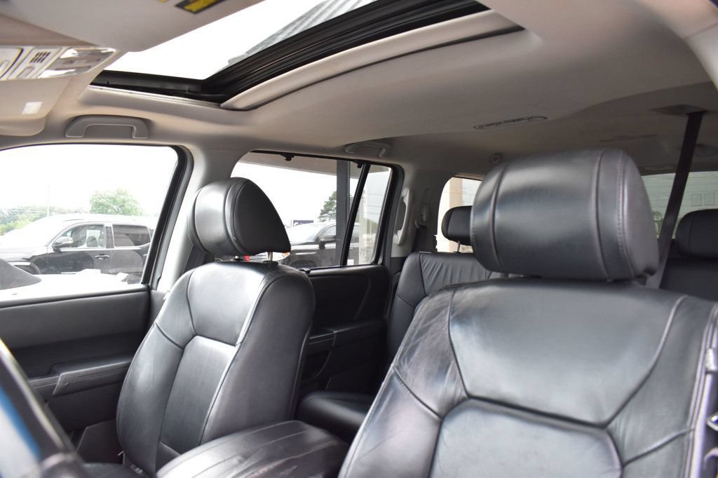 Used 2010 Honda Pilot Touring image 12