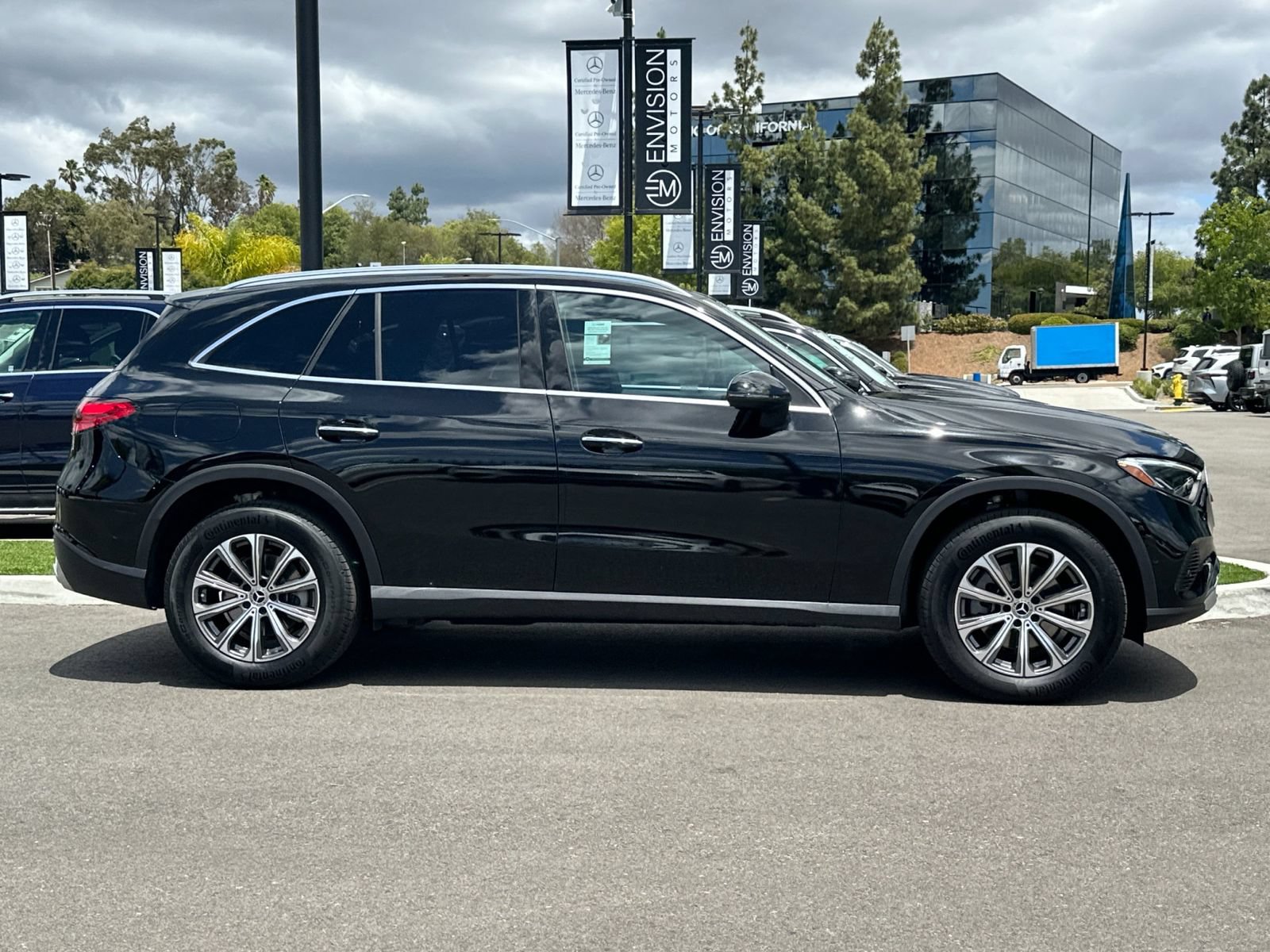 Certified 2026 Mercedes-Benz GLC 300 4MATIC image 2