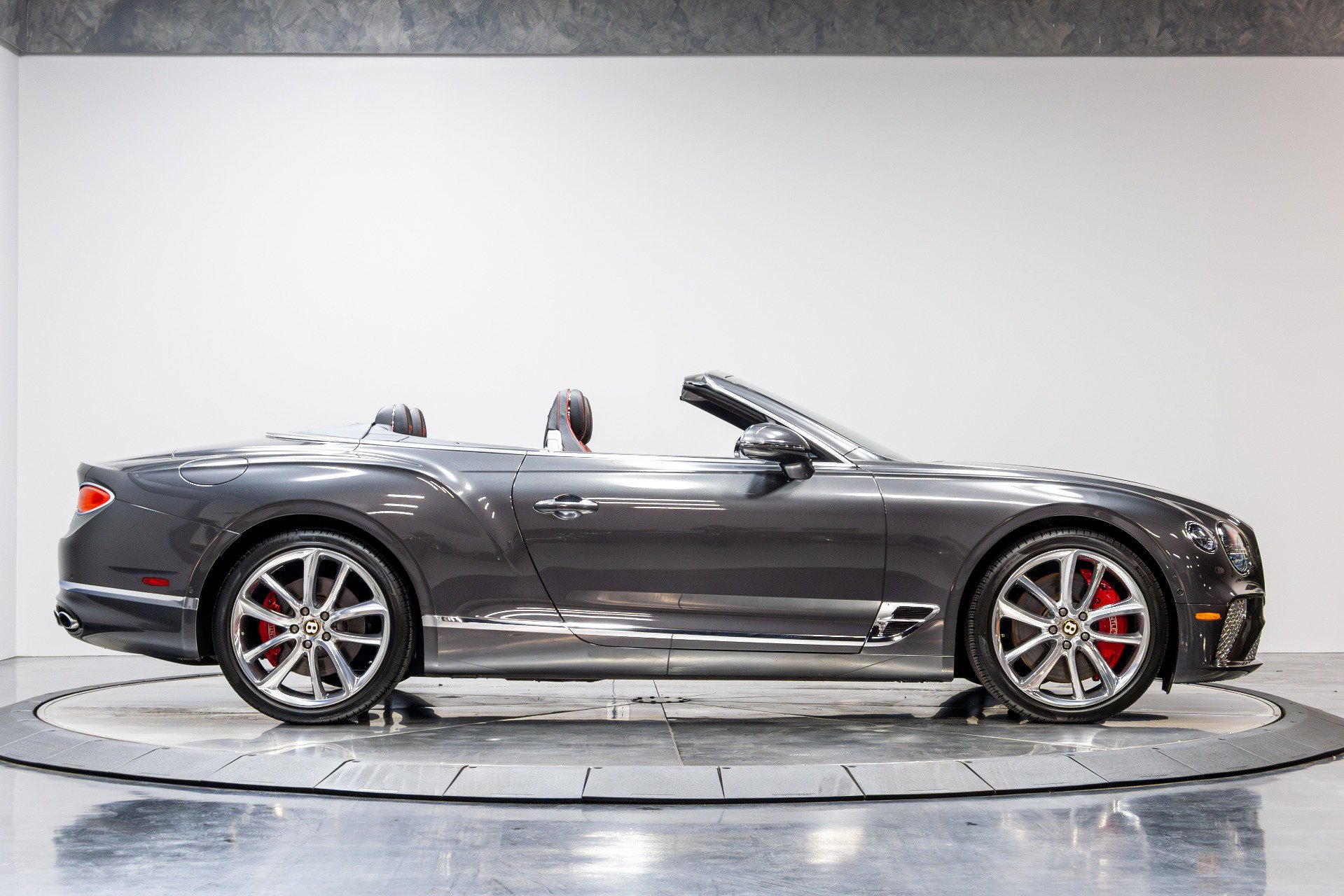 Used 2020 Bentley Continental GT image 18