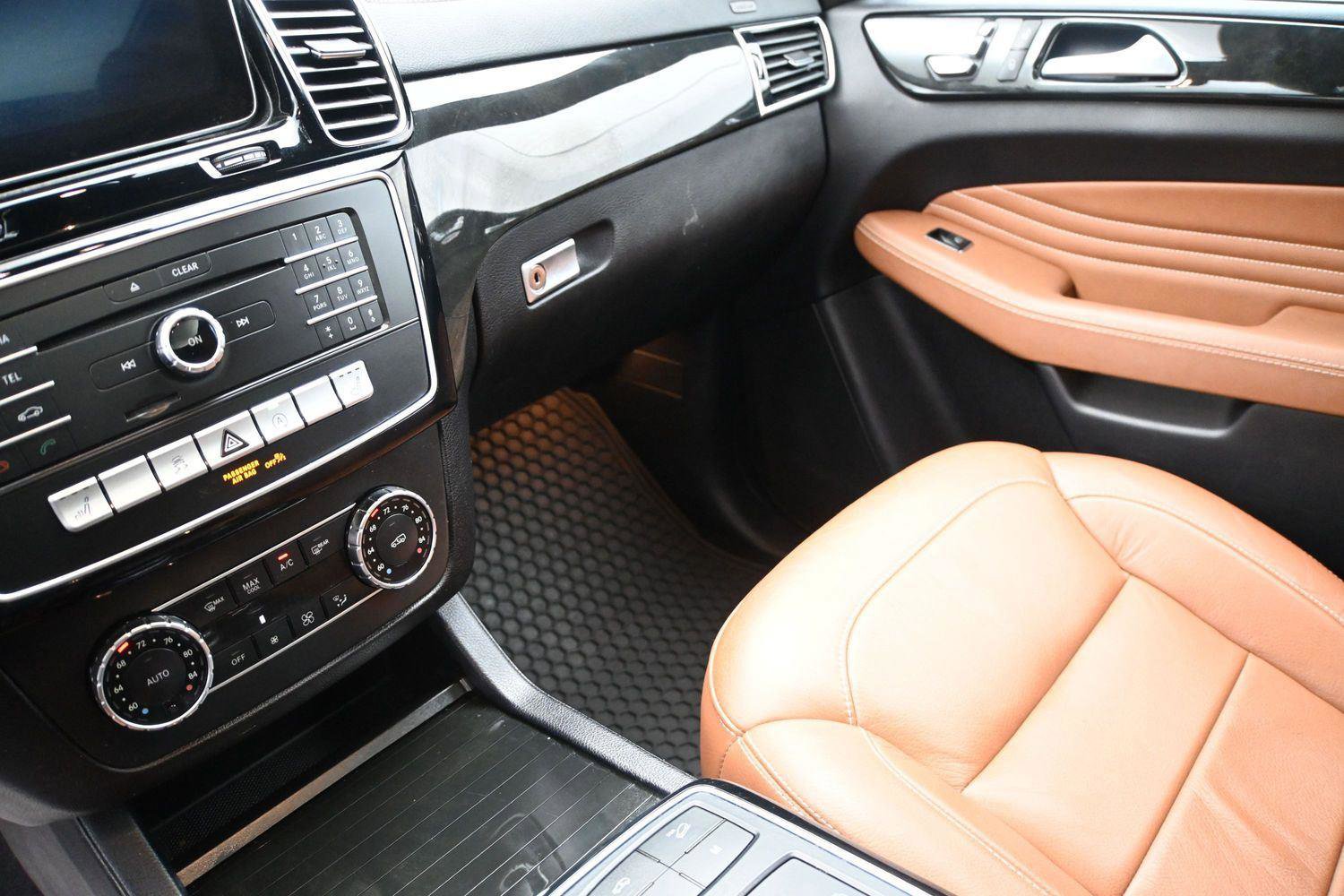 Used 2016 Mercedes-Benz GLE 450 4MATIC Coupe image 4