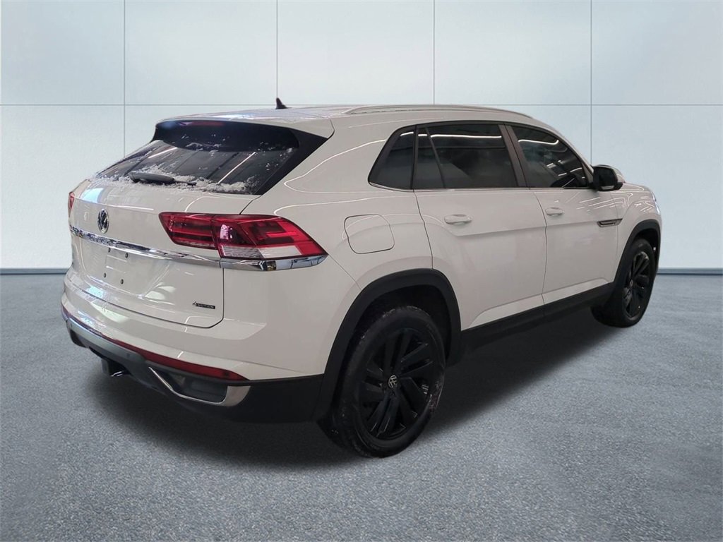 Used 2023 Volkswagen Atlas Cross Sport SE image 3