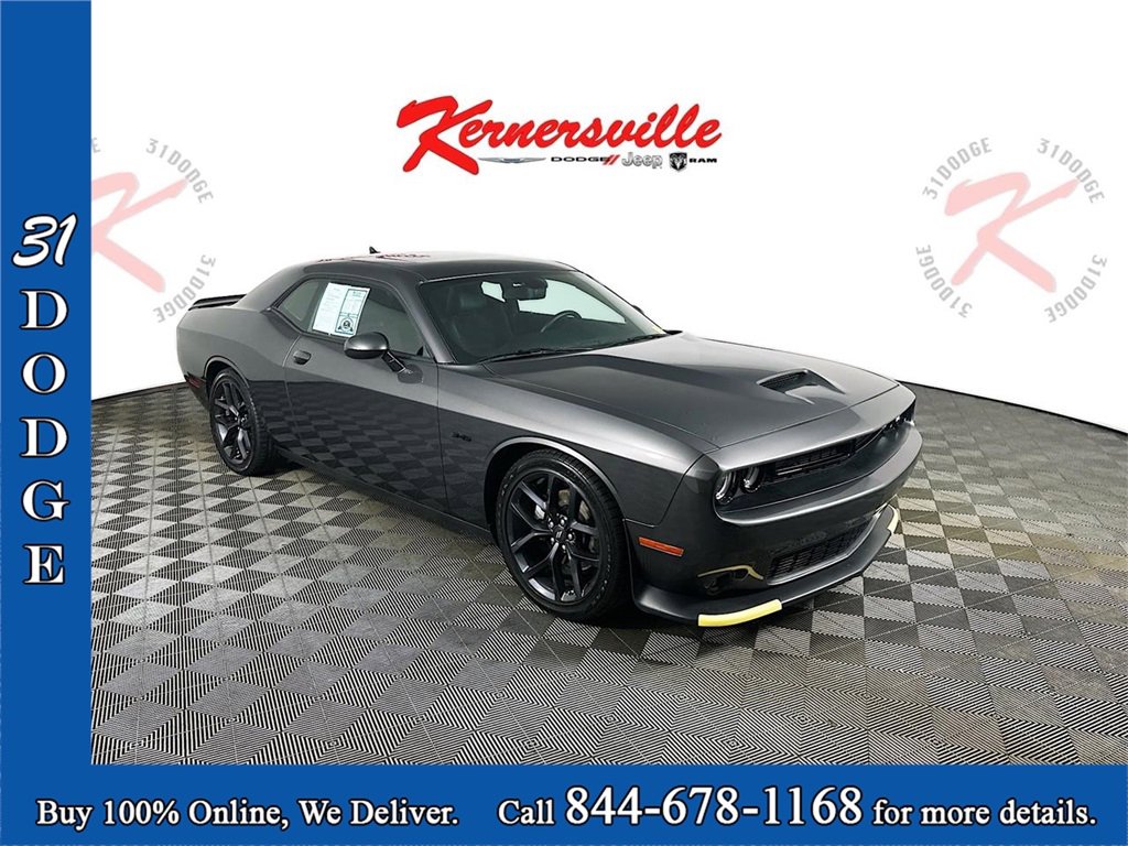 Used 2023 Dodge Challenger R/T w/ Plus Package image 1