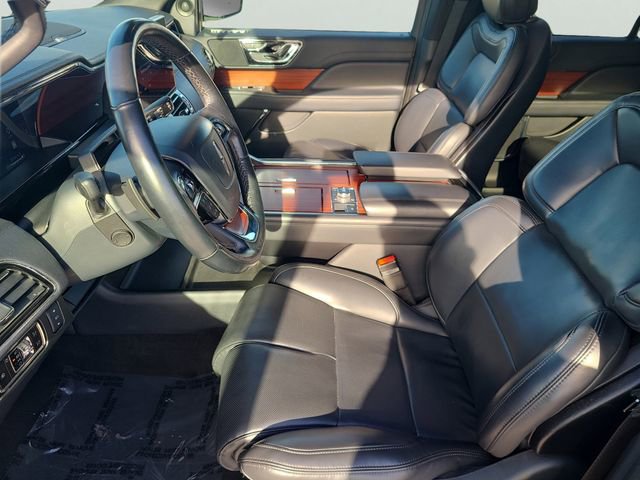 Used 2024 Lincoln Navigator Premiere AWD/4WD image 24