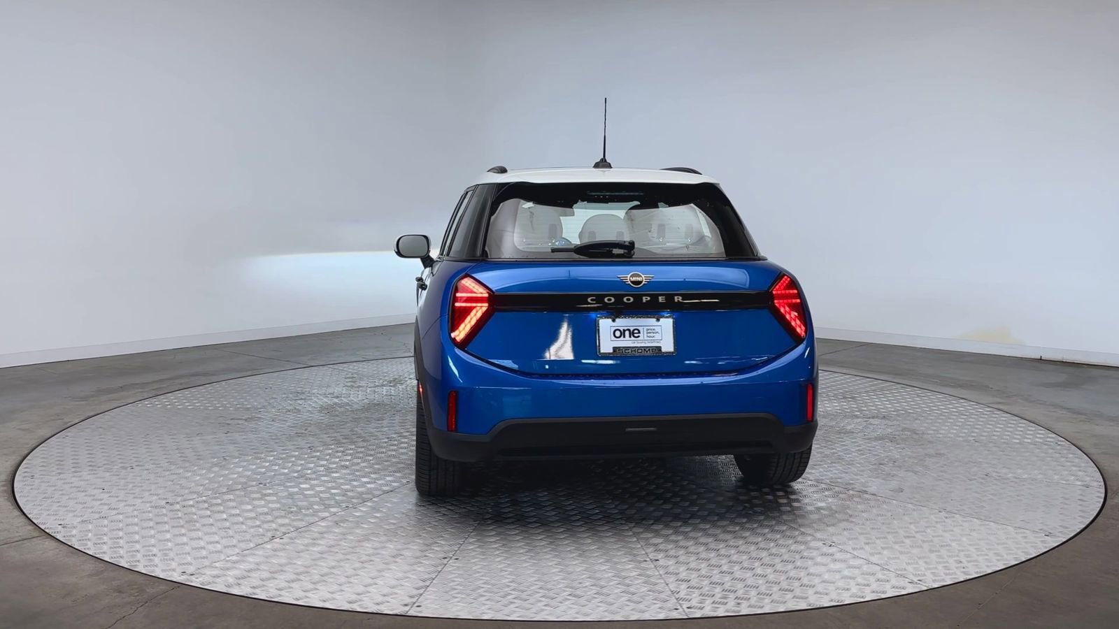 New 2026 MINI Cooper 4-Door Hardtop FWD image 7