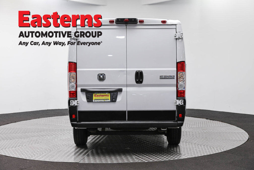 Used 2025 RAM ProMaster 2500 w/ Convenience Group FWD image 8