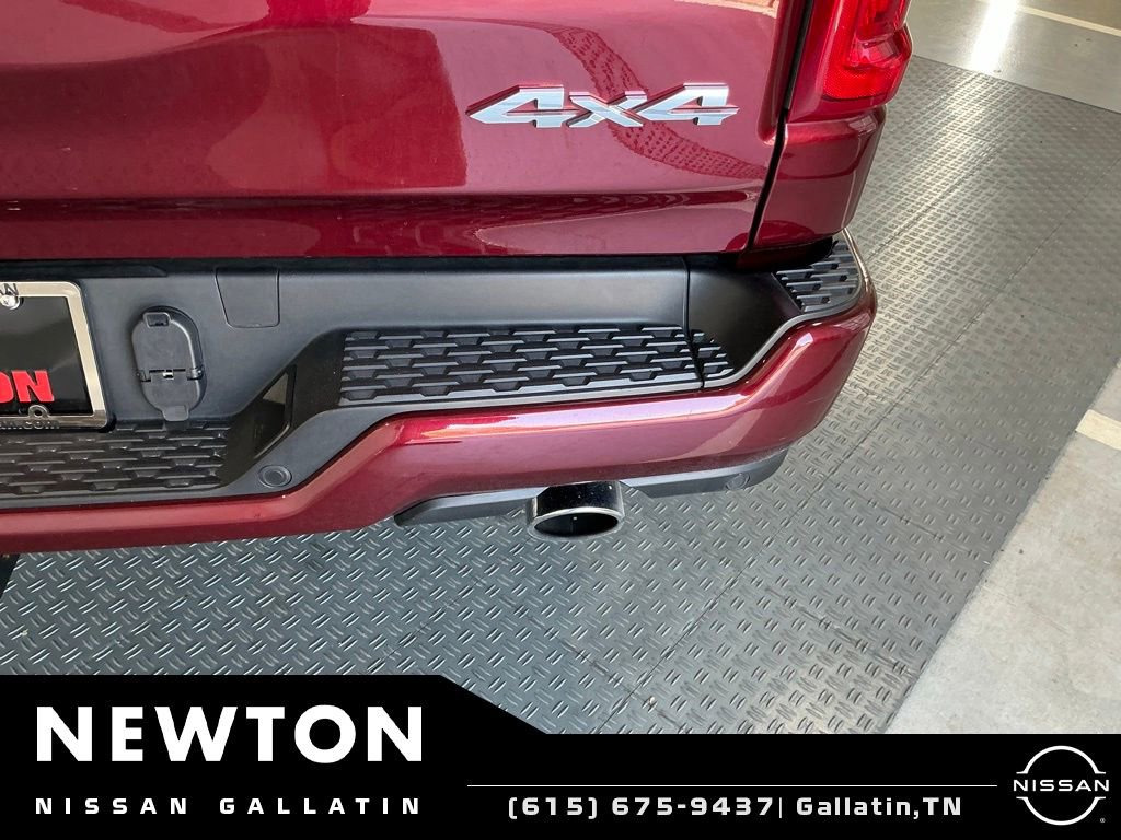 Used 2025 RAM 1500 Big Horn AWD/4WD image 4