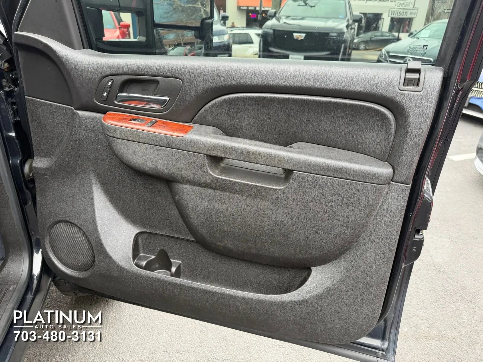 Used 2010 Chevrolet Silverado 1500 LTZ w/ Convenience Package image 16