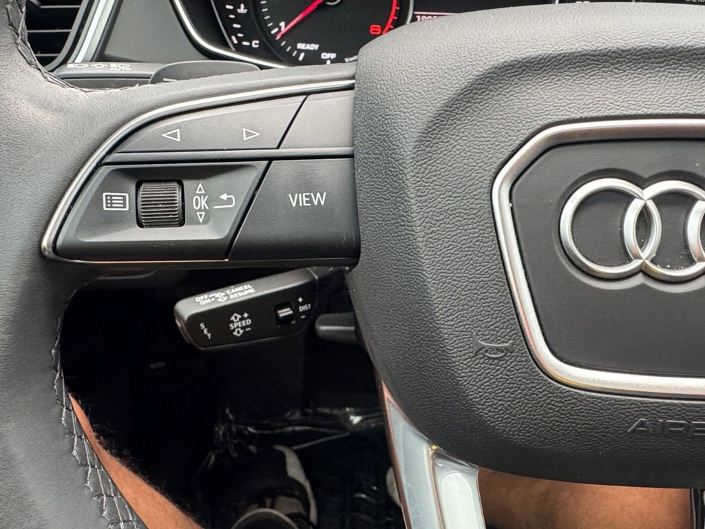 Used 2024 Audi Q5 2.0T Premium w/ Convenience Package image 19