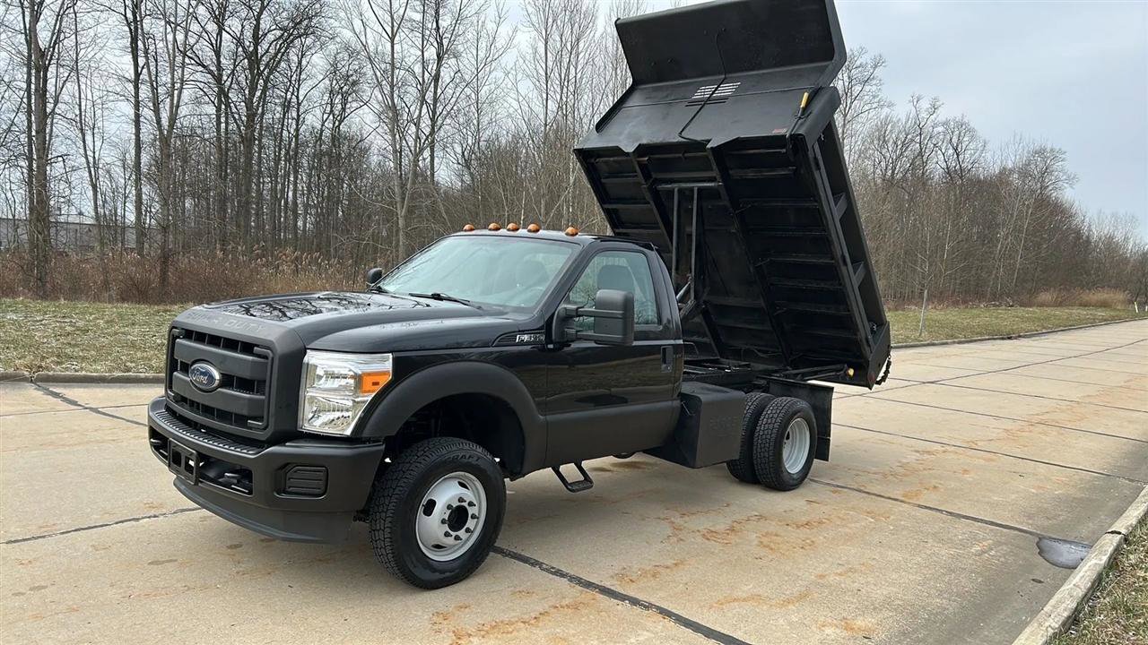 Used 2015 Ford F350 XL w/ Snow Plow Prep Package image 53