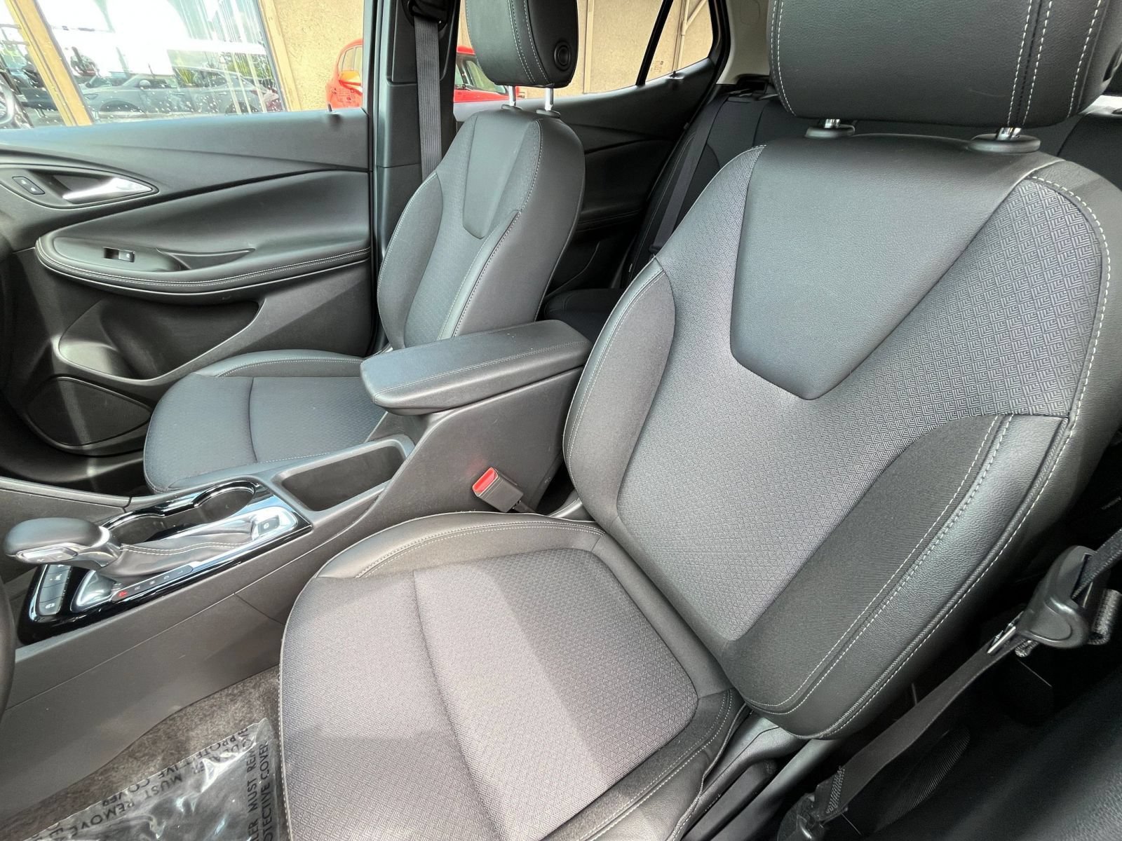 Used 2025 Buick Encore GX Preferred FWD image 36