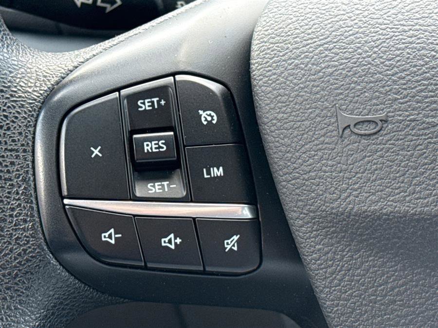 Used 2023 Ford Transit 350 XLT image 49