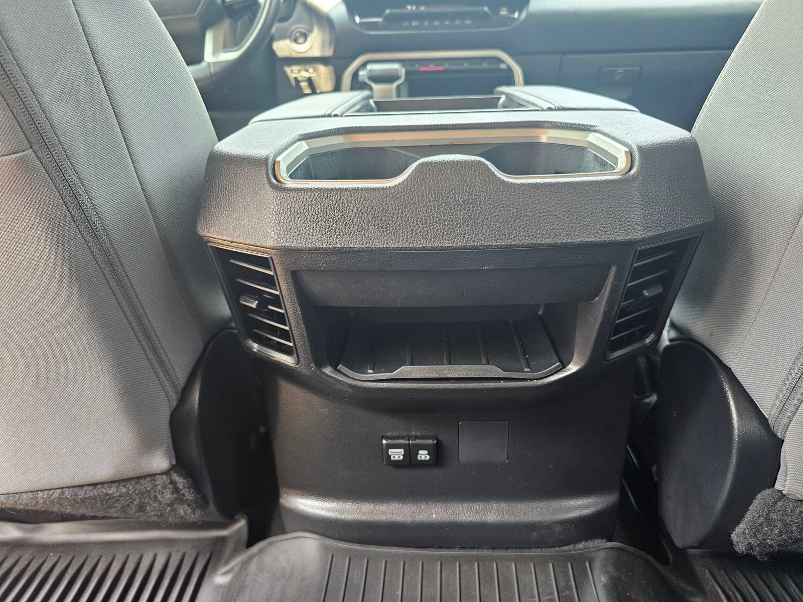 Used 2024 Toyota Tundra SR5 w/ SR5 Convenience Package AWD/4WD image 36