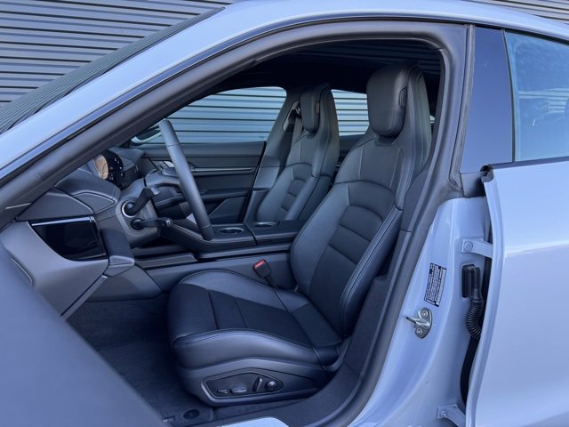 New 2025 Porsche Taycan image 5