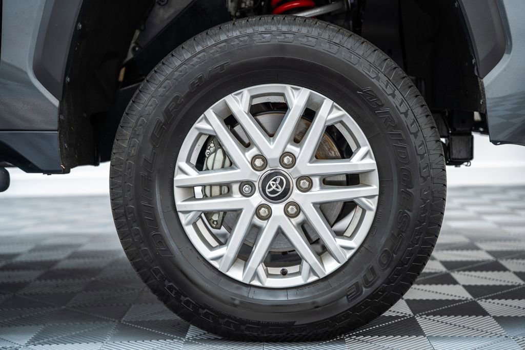 Certified 2026 Toyota Tundra SR5 AWD/4WD image 17
