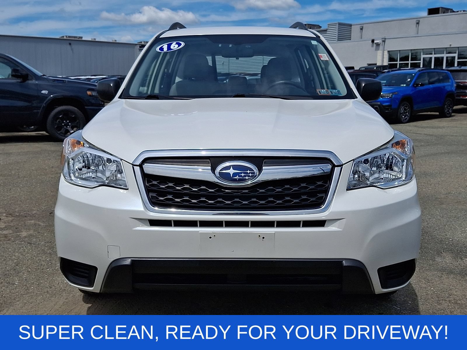 Used 2016 Subaru Forester 2.5i w/ Alloy Wheel Package AWD/4WD image 2