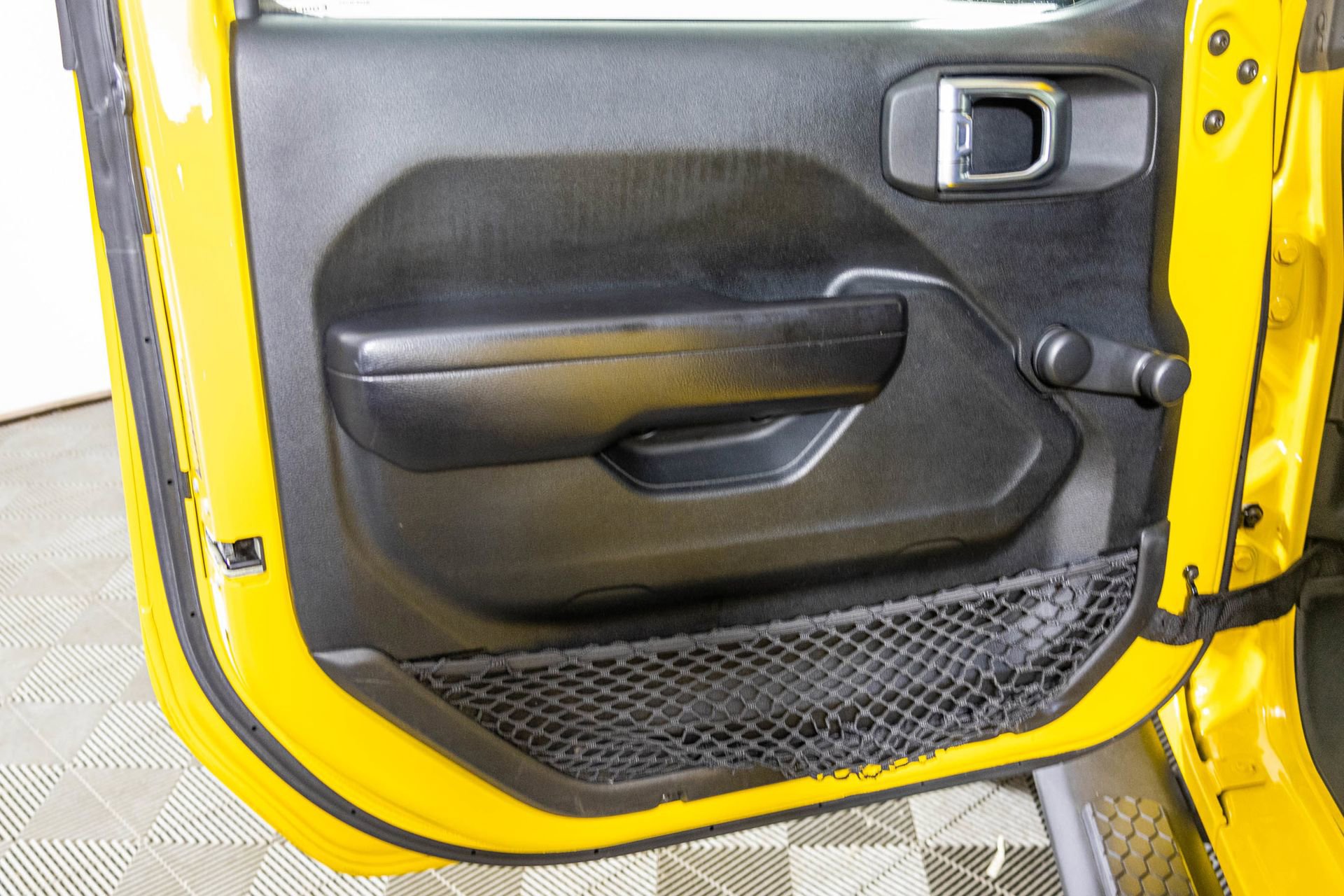 Used 2021 Jeep Wrangler Sport AWD/4WD image 33