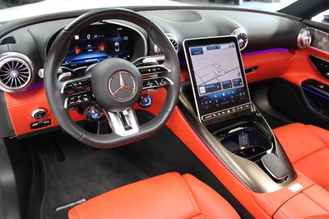 Used 2023 Mercedes-Benz SL 43 AMG image 10