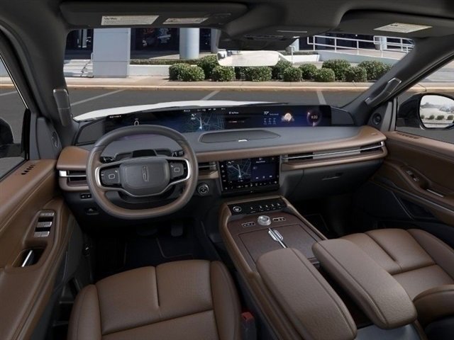 New 2025 Lincoln Navigator Reserve image 9