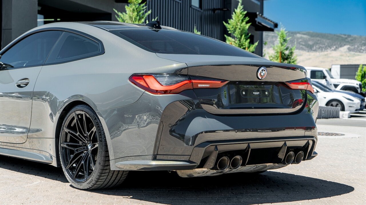 Used 2021 BMW M4 Competition w/ Executive Package RWD image 16