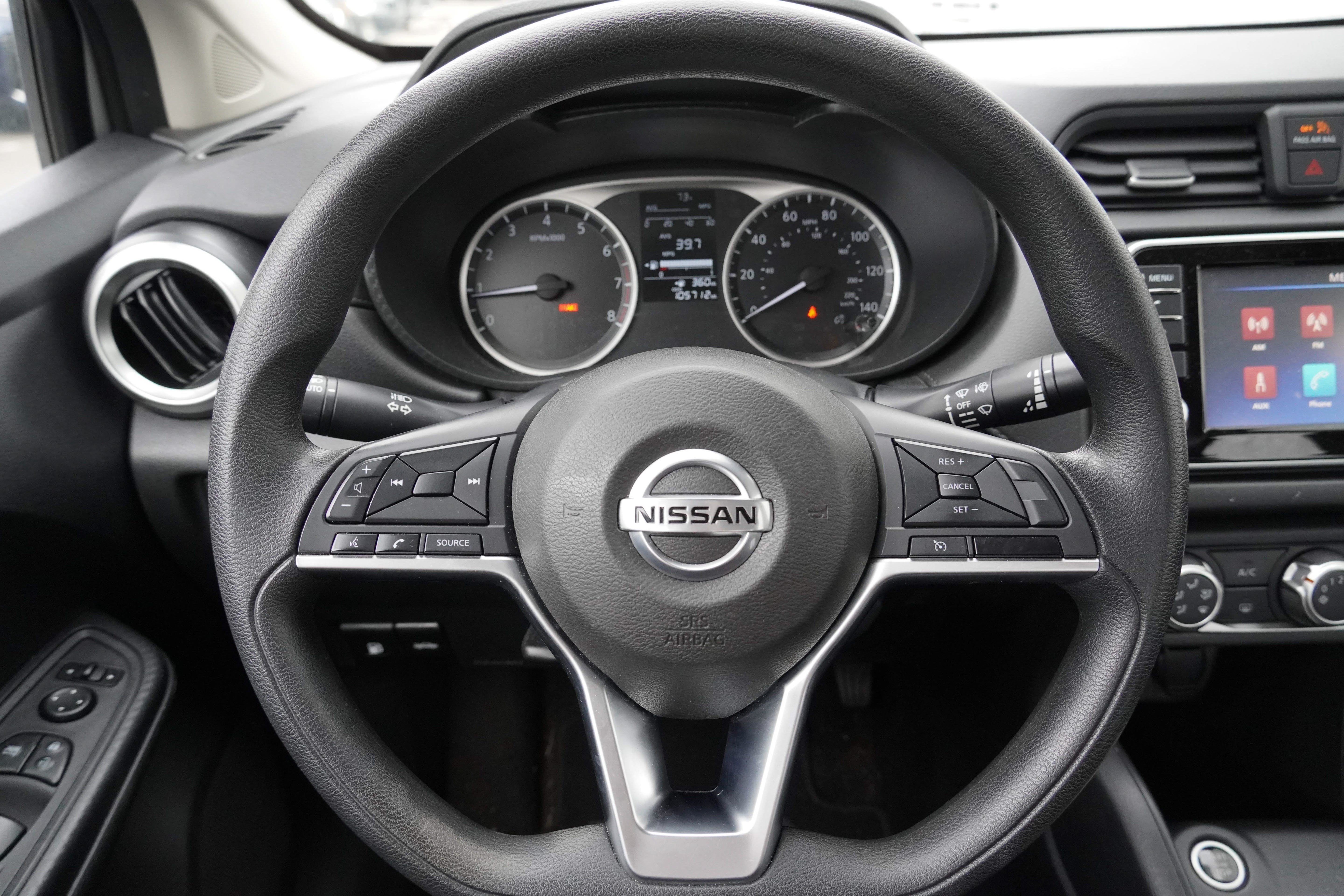 Used 2020 Nissan Versa S FWD image 17