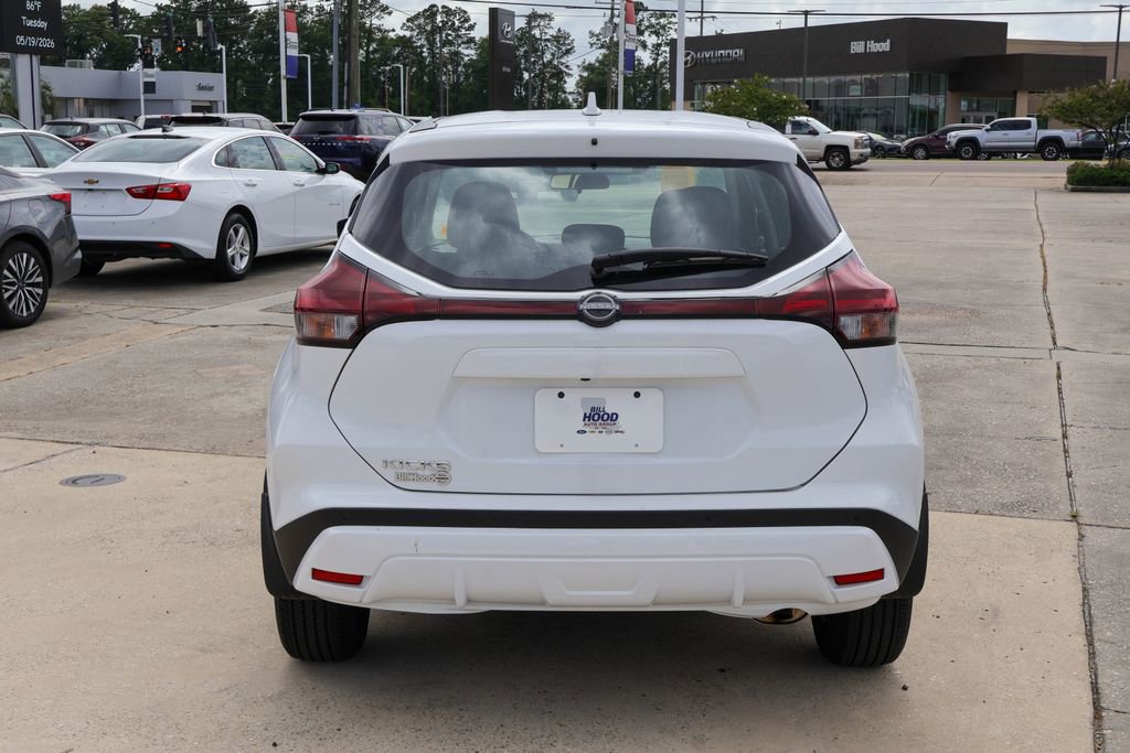 Certified 2025 Nissan Kicks Play S FWD image 20