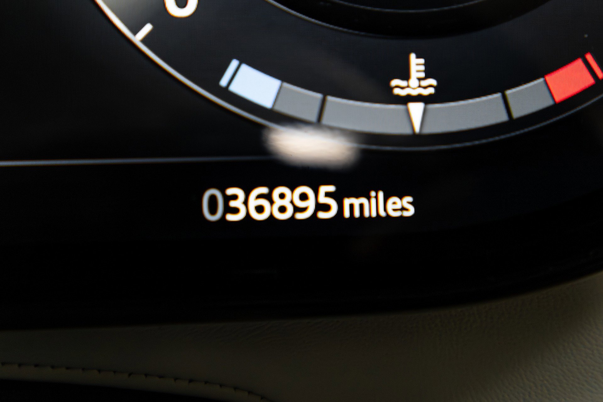 Used 2023 Land Rover Range Rover Long Wheelbase Autobiography image 9