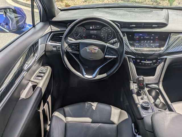 Certified 2024 Cadillac XT6 Premium Luxury AWD/4WD image 15